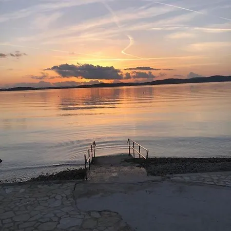 Front Paradise * Sukošan